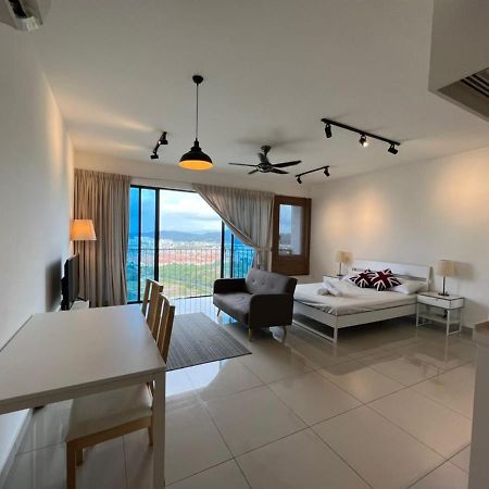 Francesco Suite - Trefoil Setia Alam-Near Setia City Mall & Setia Convention Centre Dış mekan fotoğraf
