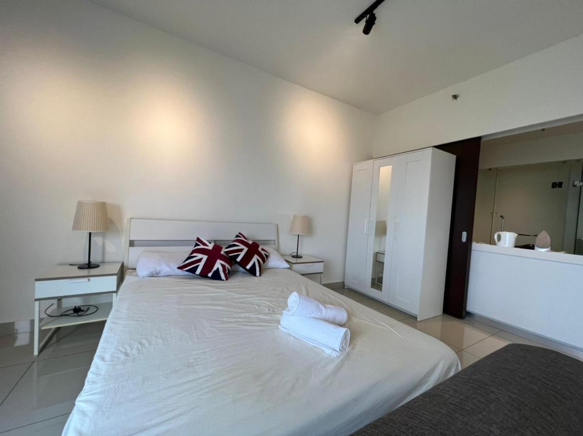 Francesco Suite - Trefoil Setia Alam-Near Setia City Mall & Setia Convention Centre Dış mekan fotoğraf
